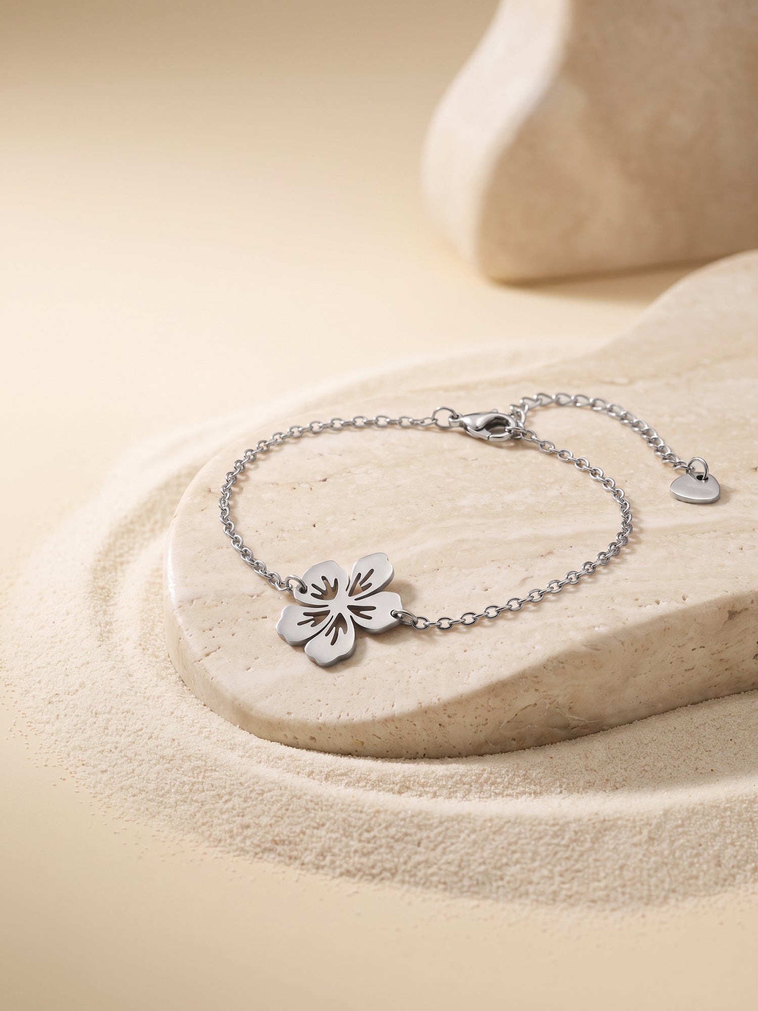 OnnMe by GIVA Modern Flora Rhodium Plated Rakhi Bracelet