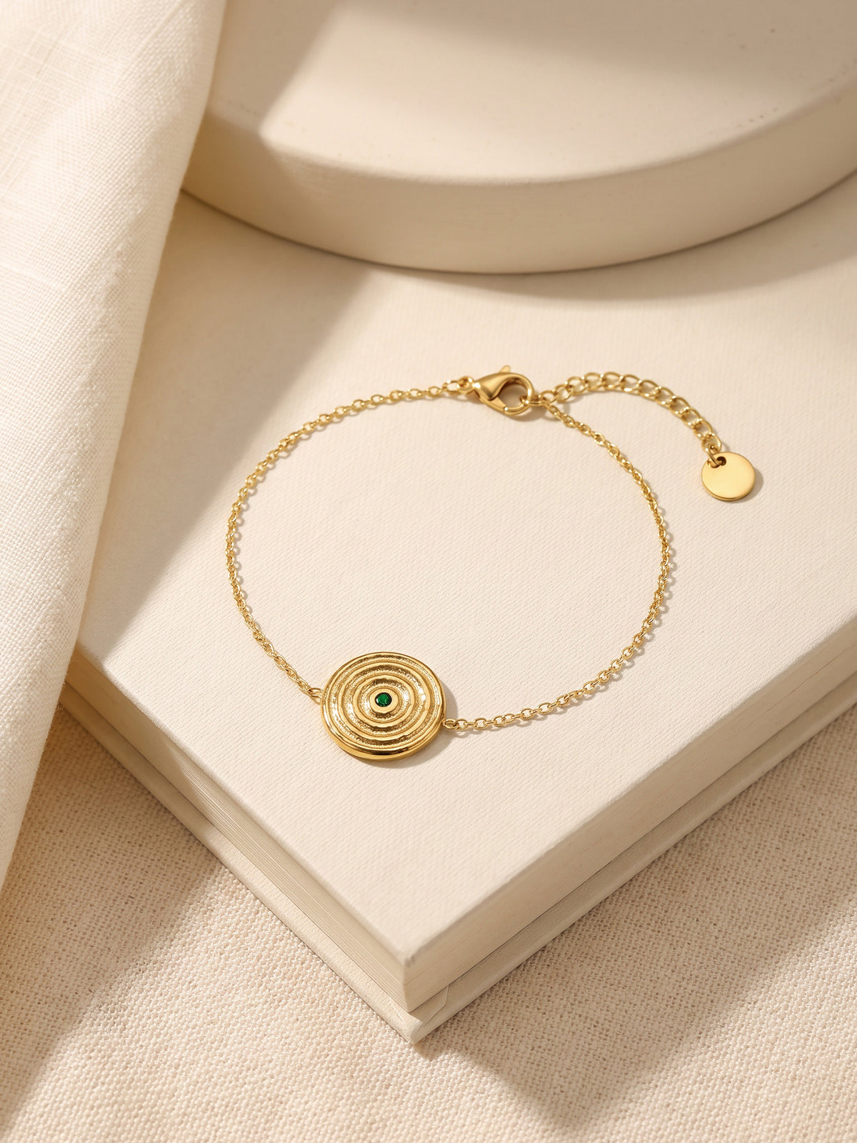 IXIA by GIVA Midnight Portal Gold Plated Bracelet