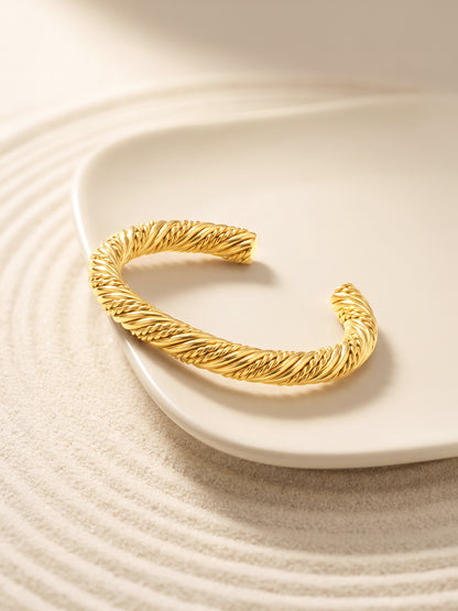 IXIA BY GIVA Twisted Games Gold Plated Cuff Bracelet