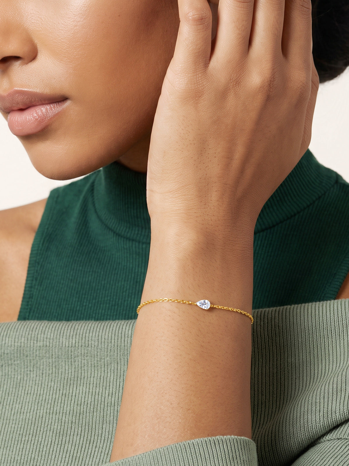 IXIA by GIVA Pop Single Gold Plated Bracelet
