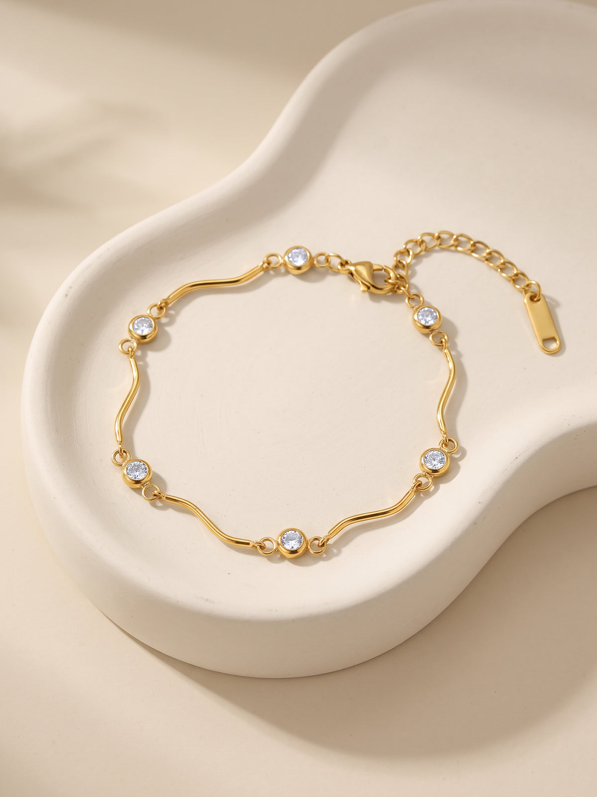 IXIA by GIVA Classic Energy Gold Plated Bracelet