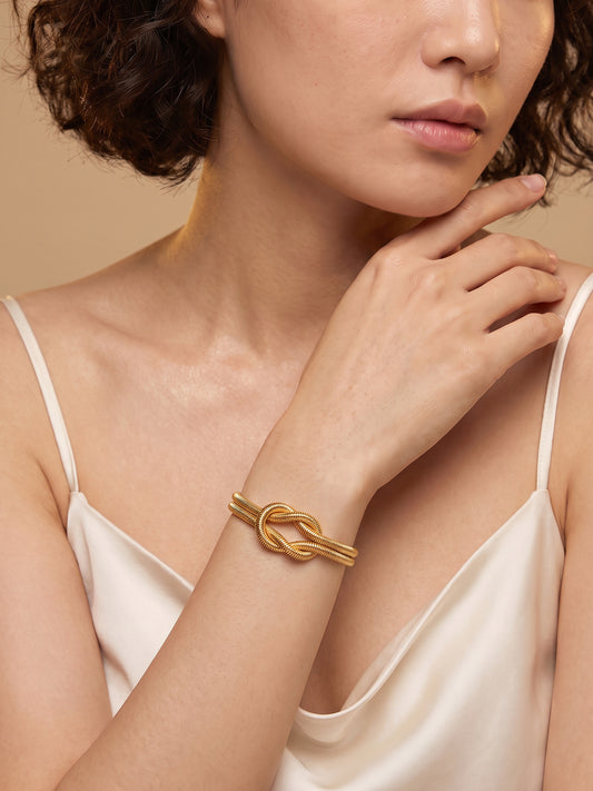 IXIA by GIVA Knot Ready Gold Plated Bracelet