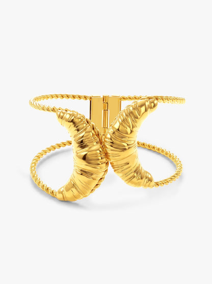 OnnMe by GIVA Shell Voltage Gold Plated Cuff Bracelet