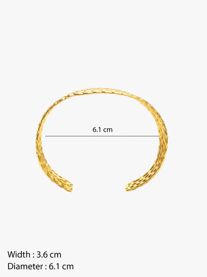 OnnMe by GIVA Viper Loop Gold Plated Cuff Bracelet