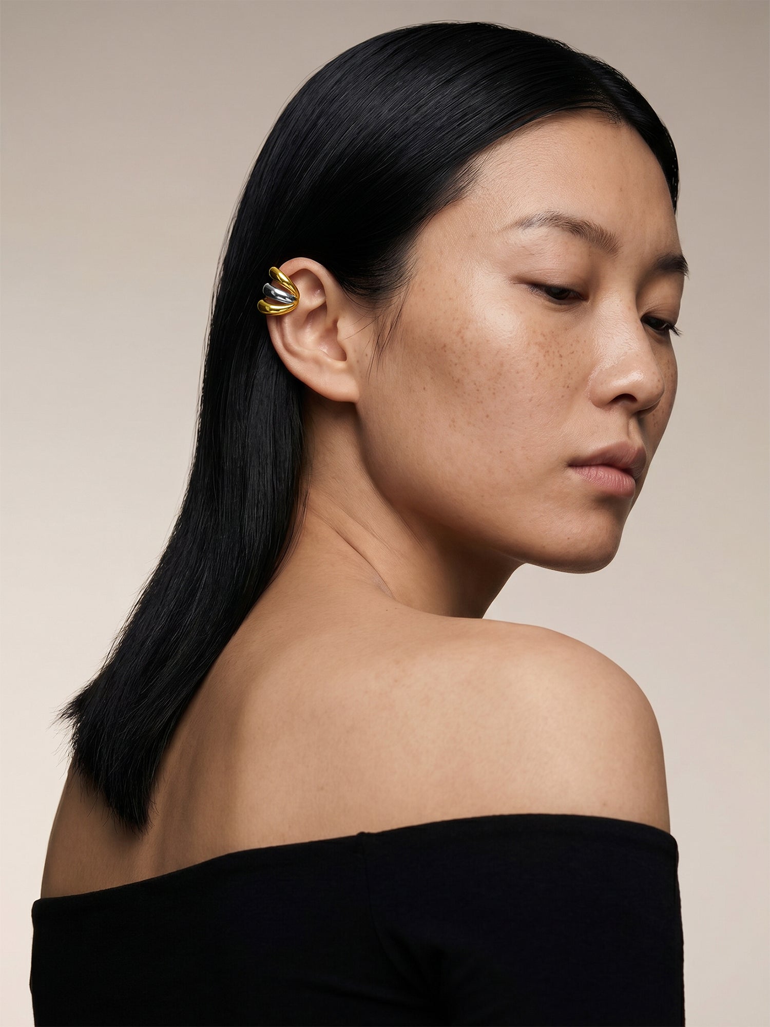 Curve Dual Tone Ear Earrings