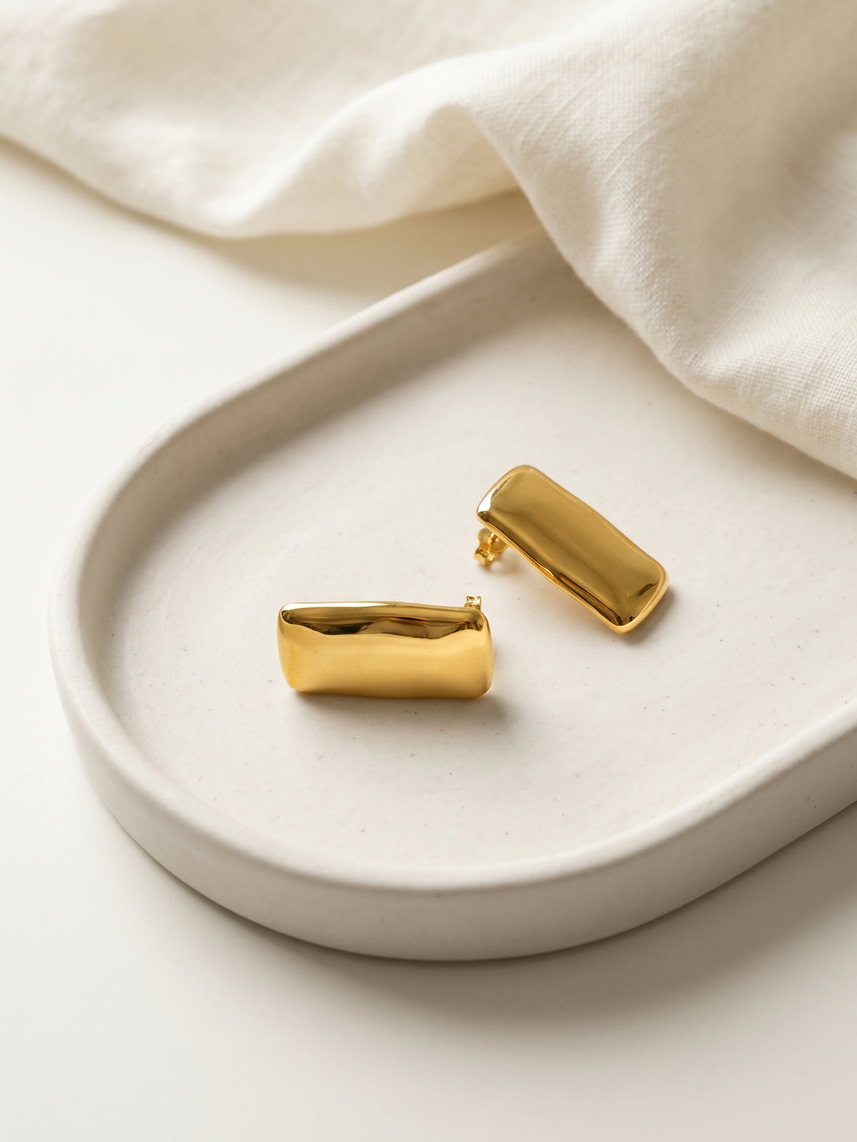 IXIA by GIVA High Gloss Gold Plated Earrings
