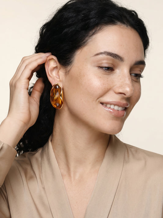 OnnMe by GIVA Amber Energy Gold Plated Earrings