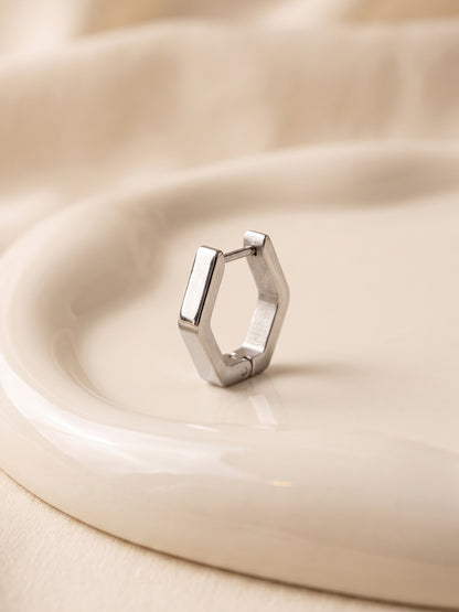 OnnMe by GIVA Hype Mind Rhodium Plated Earring For Men
