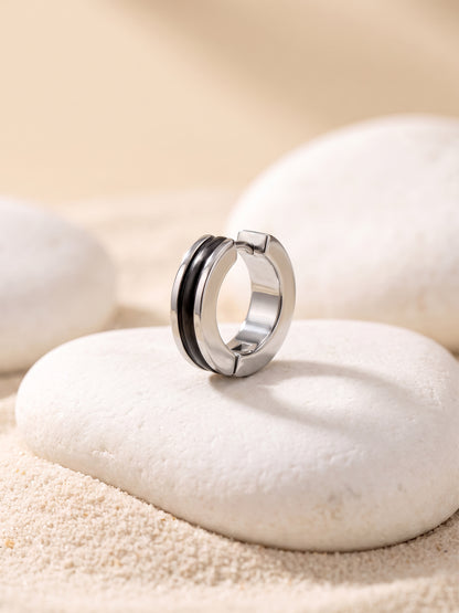 OnnMe by GIVA Stand Out Rhodium Plated Hoop For Men