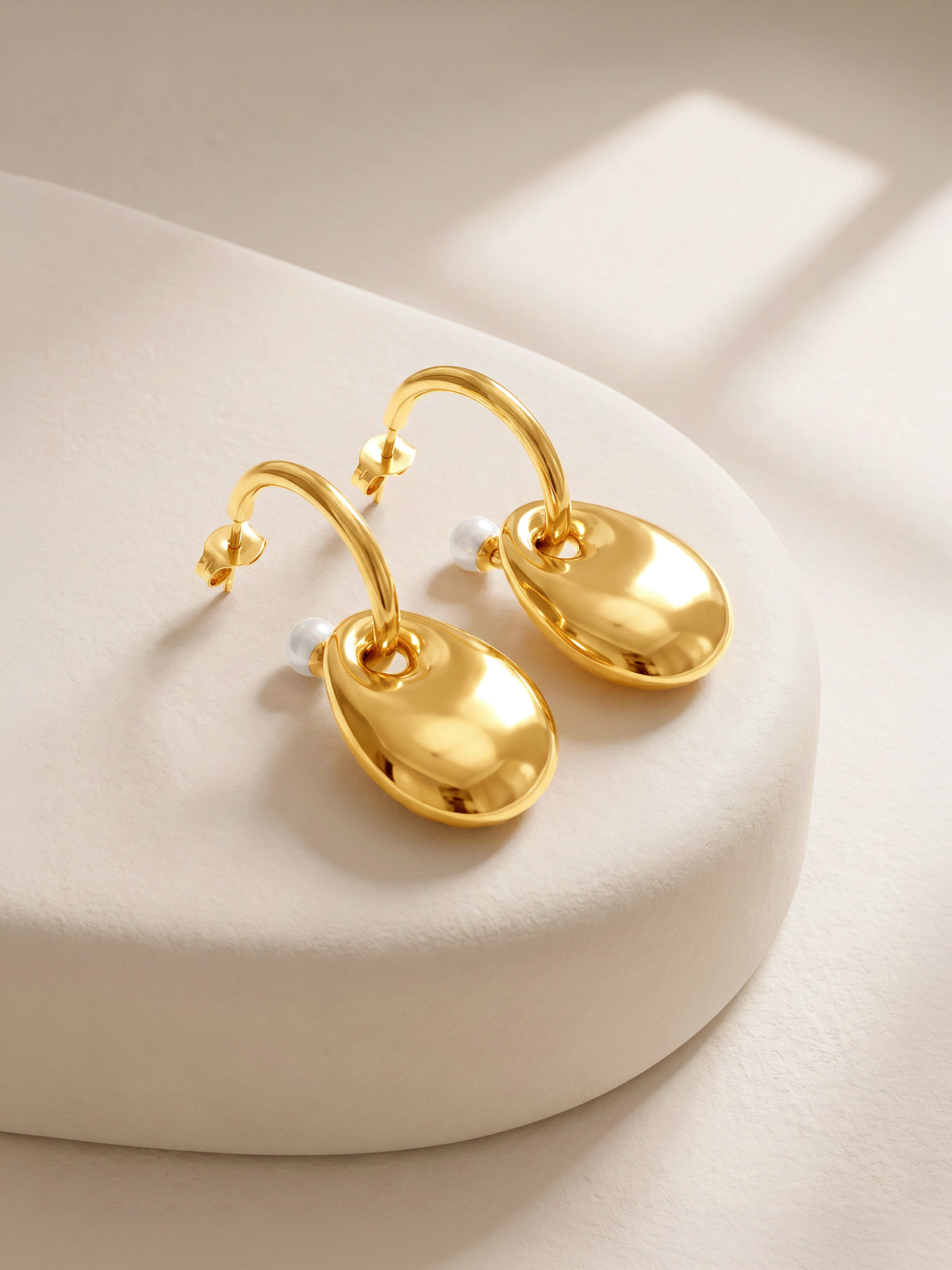IXIA by GIVA Metropolitan Gold Plated Earrings