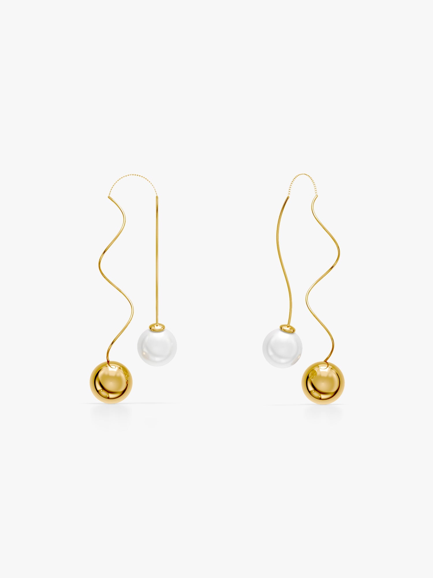 OnnMe by GIVA Pearl Waltz Gold Plated Earrings