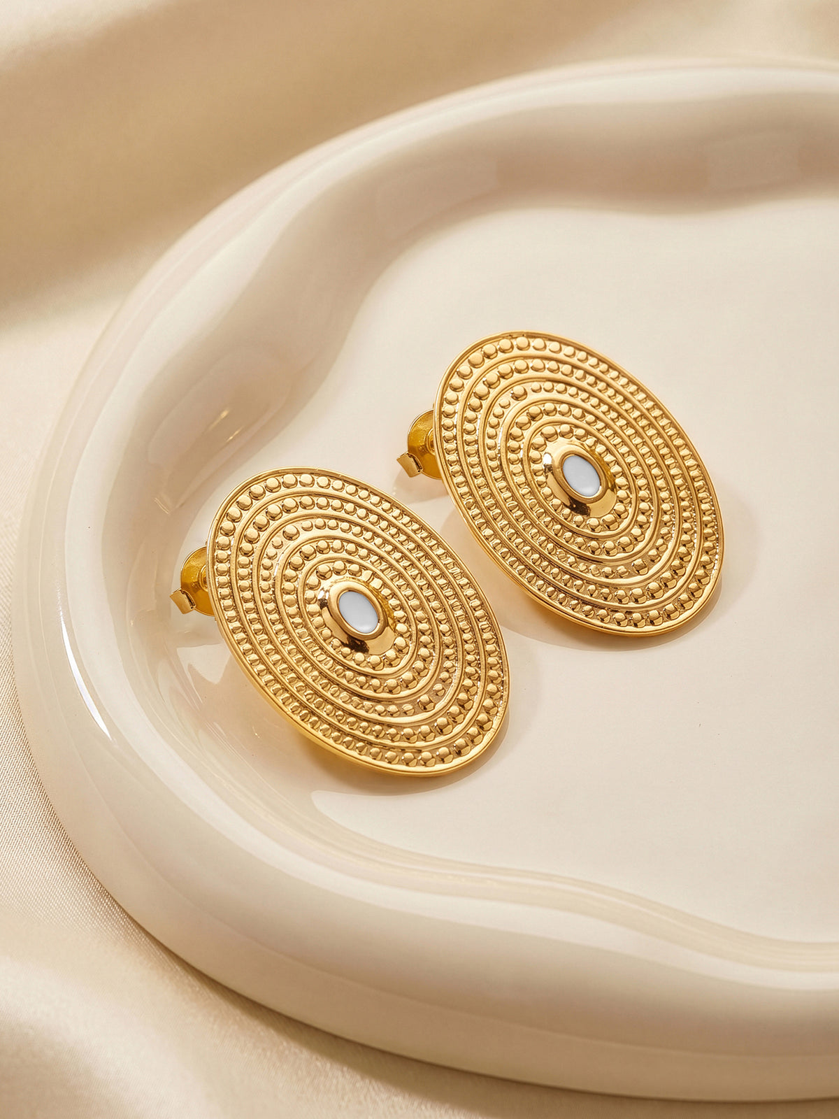 IXIA by GIVA Disc Grid Gold Plated Studs