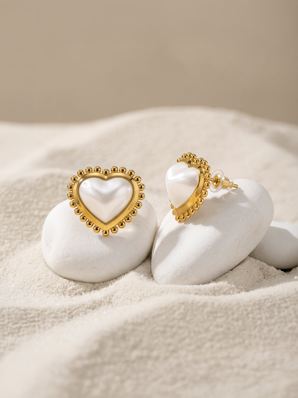 IXIA by GIVA Heart Frame Gold Plated Studs
