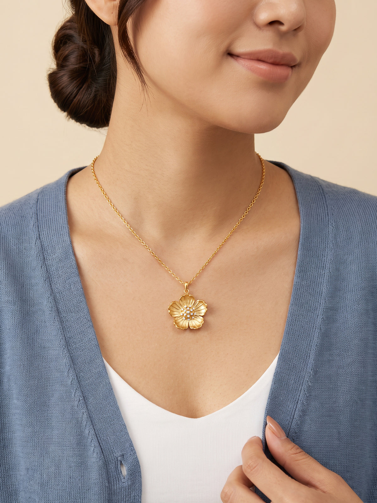 IXIA by GIVA Bloom Babe Gold Plated Pendant With Chain
