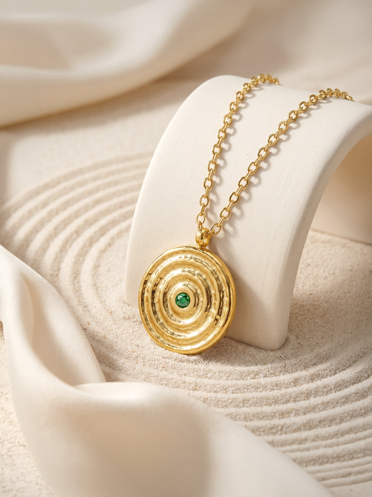 IXIA by GIVA Midnight Portal Gold Plated Pendant With Chain