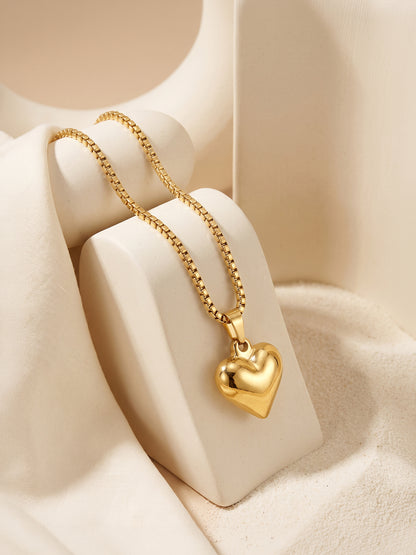 IXIA by GIVA Hug Dealer Gold Plated Pendant With Chain