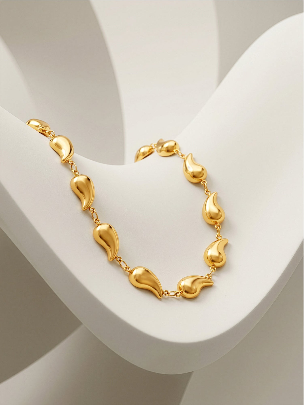 IXIA by GIVA Melt Signal Gold Plated Necklace