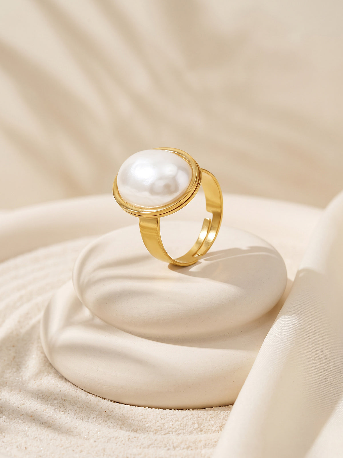 IXIA by GIVA Heiress Vibes Gold Plated Ring (Size 16)