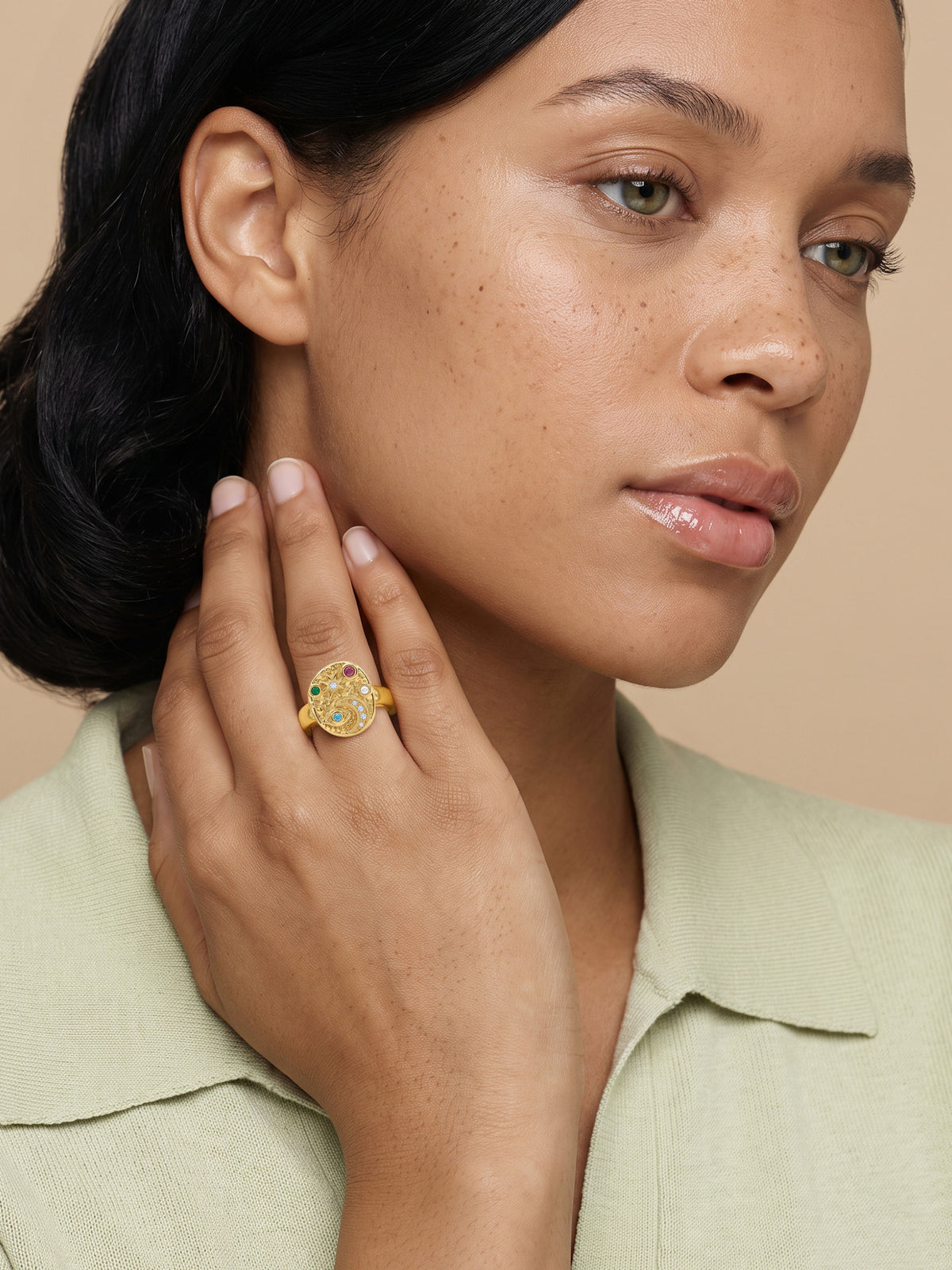 IXIA BY GIVA Eye Spy Gold Plated Ring (Size 12)