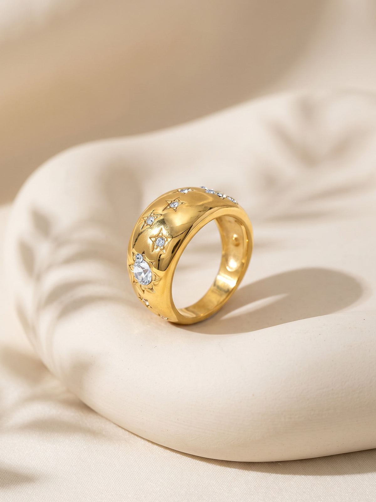 IXIA BY GIVA Cosmosis Gold Plated Ring (Size 14)