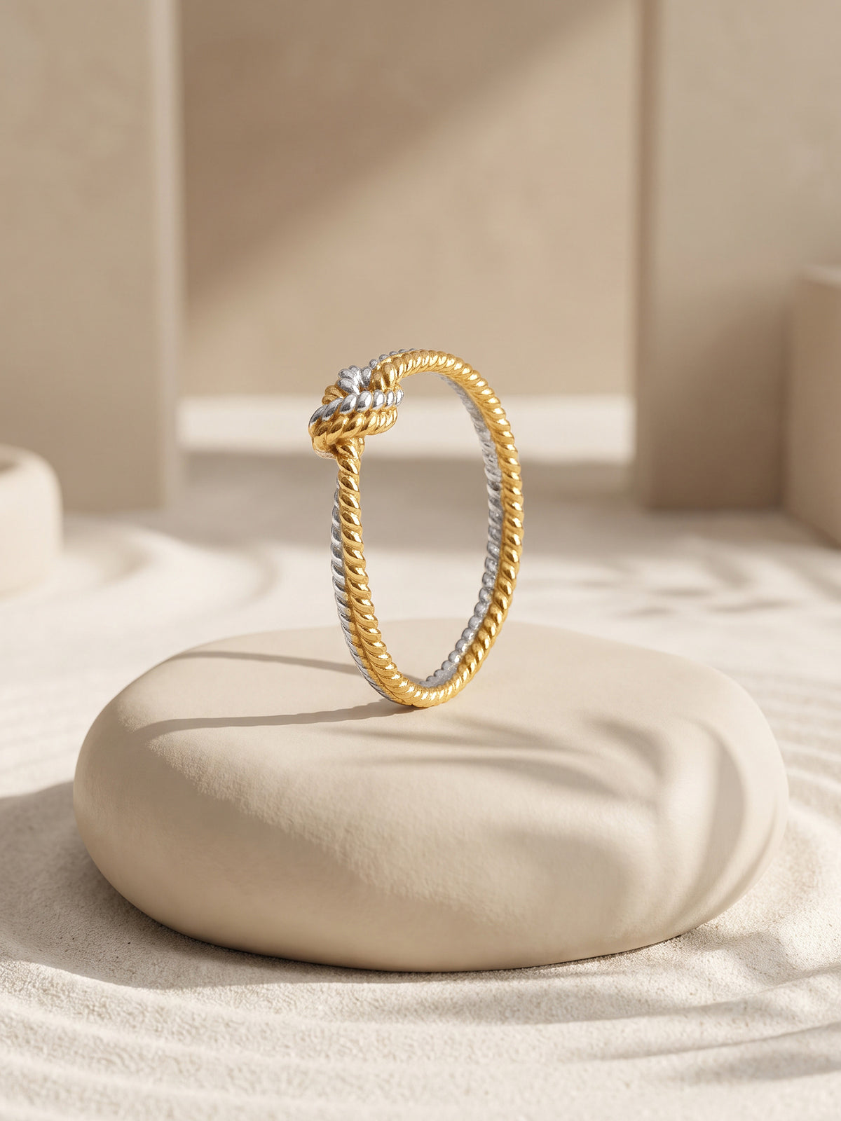 IXIA BY GIVA Knot Alone Dual Tone Ring (Size 14)
