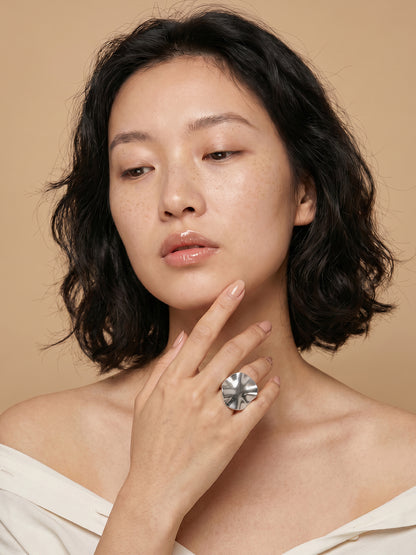 Molten Split Energy Dual Tone Ring (Size 20)