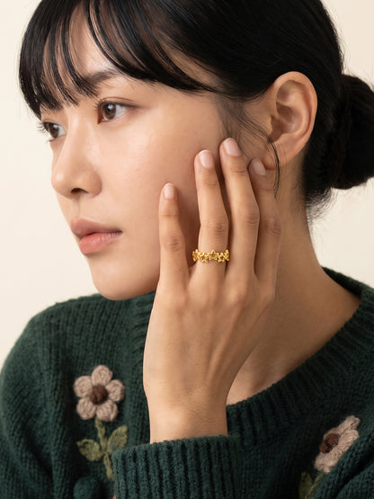 IXIA by GIVA Twinkle Band Gold Plated Ring