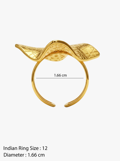 OnnMe by GIVA Edgy Energy Gold Plated Ring (Size 12)