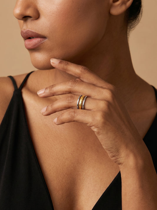 OnnMe by GIVA The Chic Switch Dual Tone Ring (Size 18)