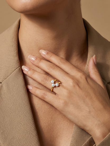 Pearl Flux Gold Plated Ring (Size 14)