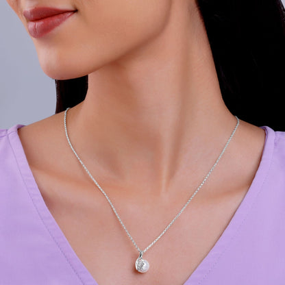 Silver Soul Pearl Pendant With Link Chain