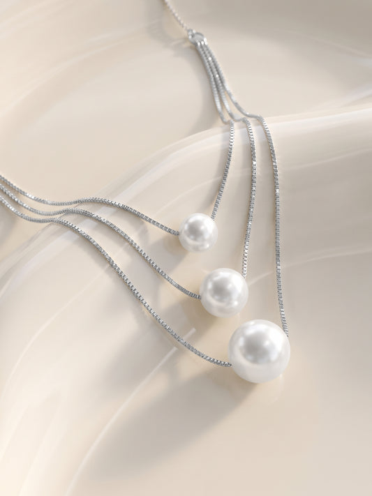 Kriti Sanon Silver Triple Layer Pearl Necklace With Link Chain