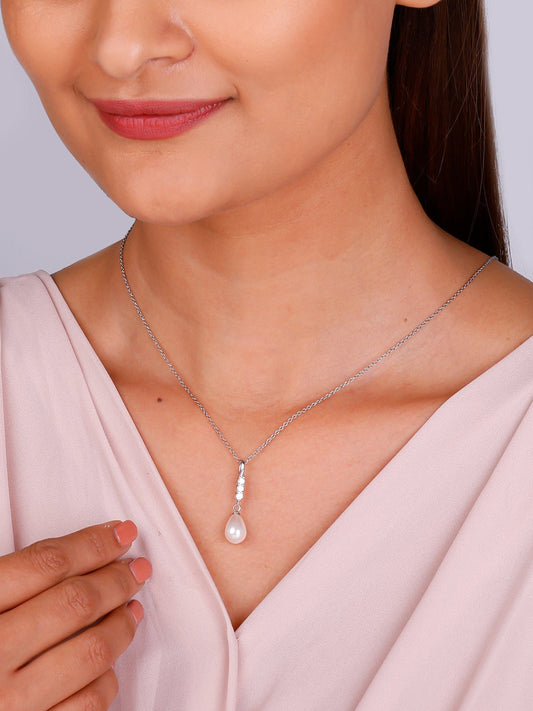 Silver Drop of Pearl Pendant with Link Chain