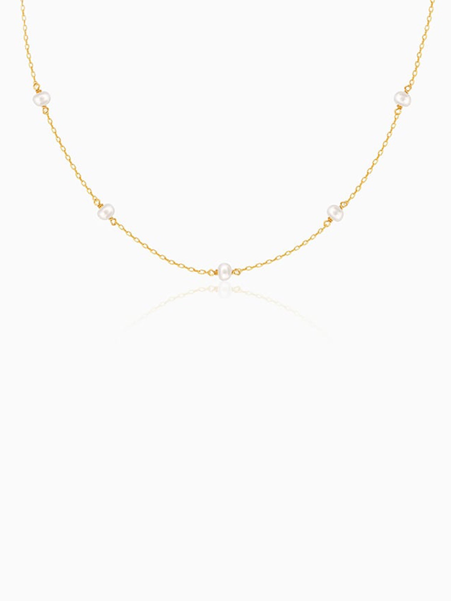 Kriti Sanon Golden Minimal Pearl Necklace