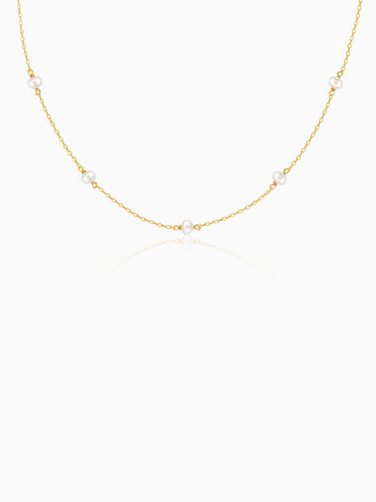 Kriti Sanon Golden Minimal Pearl Necklace