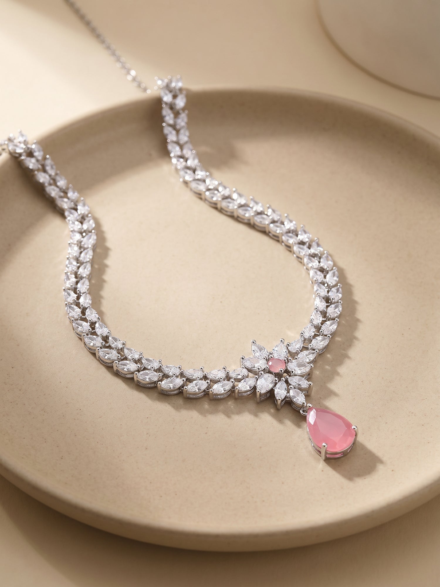 Silver Garland Of Flowers Necklace