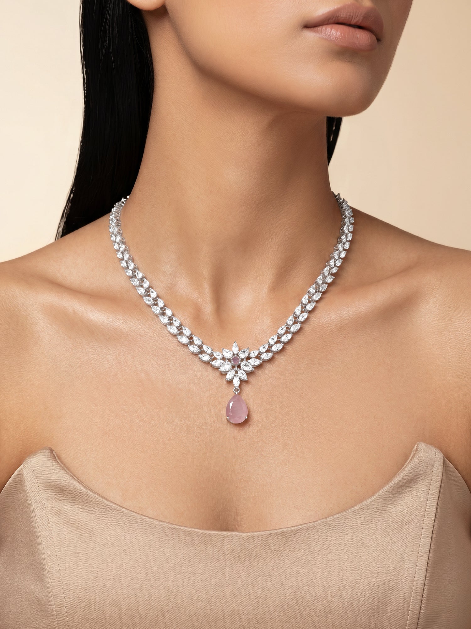 Silver Garland Of Flowers Necklace