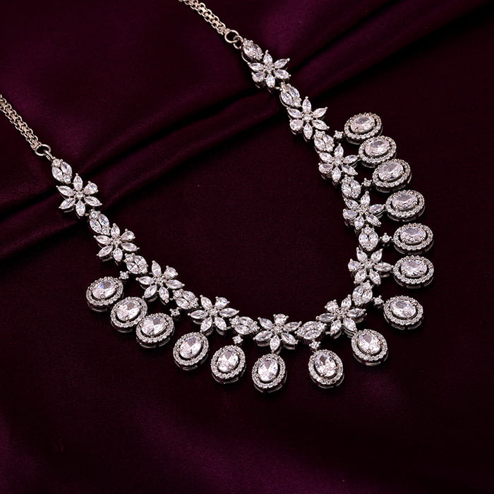 Silver Gleaming Bridal Necklace – GIVA Jewellery