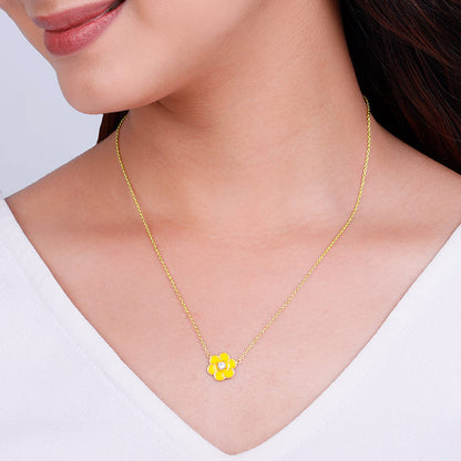 Golden Flower Power Necklace