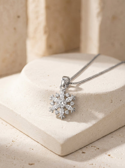 Silver Snowflake Pendant With Box Chain