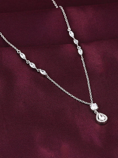 Silver Regal Radiance Necklace