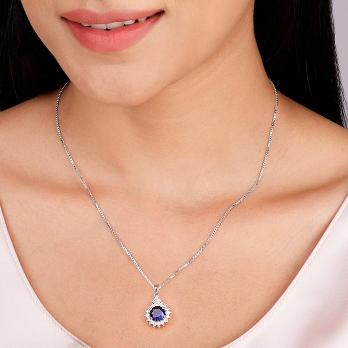Buy STUNNING Star Sapphire Pendant Necklace,small Sterling Silver Oval Pendant  Necklace,blue Sapphire,birthstone Jewelry,dainty Gift,dark Blue Online in  India - Etsy