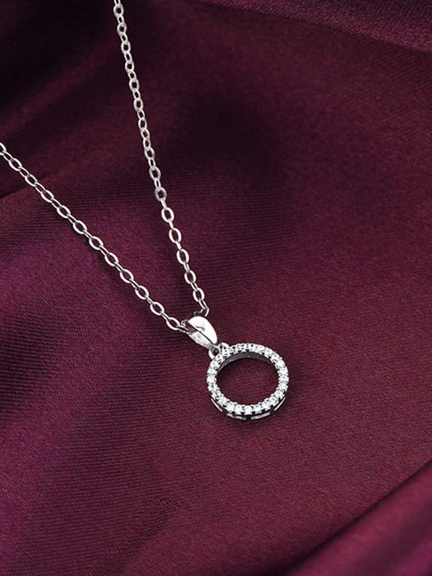 Silver Circle of Joy Pendant With Link Chain