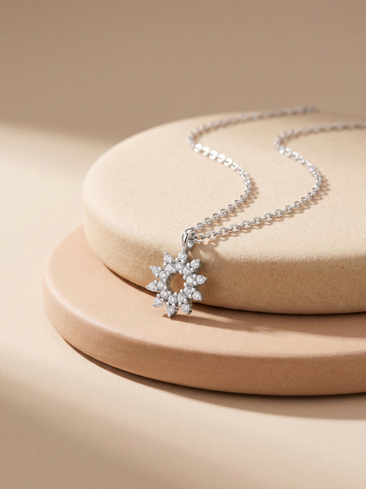 Sliver Sparkling Floral Pendant With Link Chain