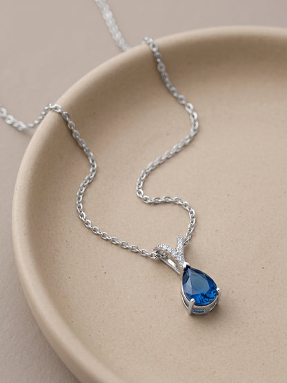 Silver Midnight Blue Pendant With Link Chain