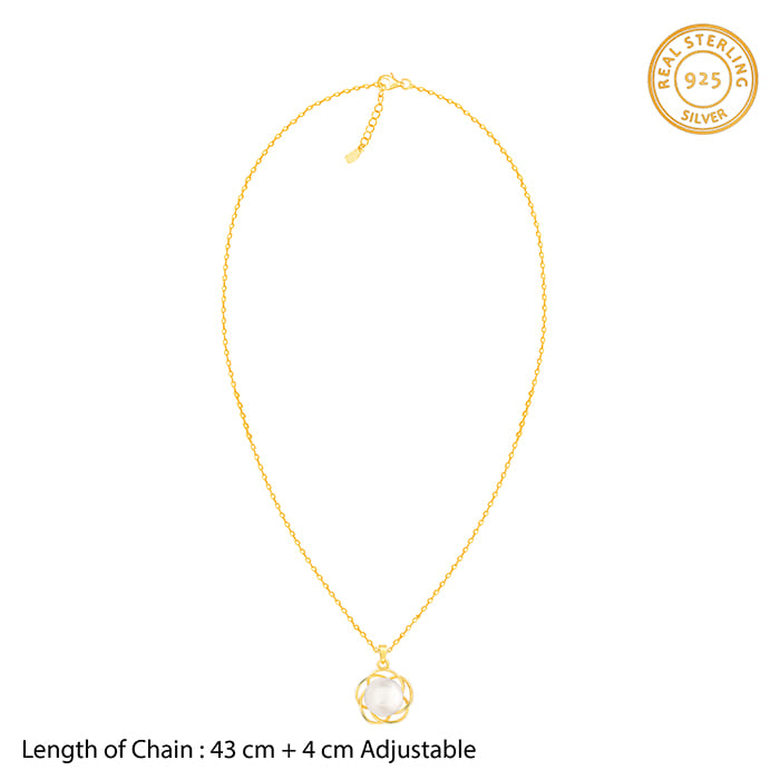 Golden Nested Pearl Pendant With Link Chain