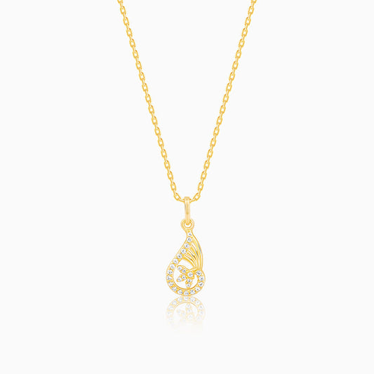 Golden Aria Pendant with Link Chain