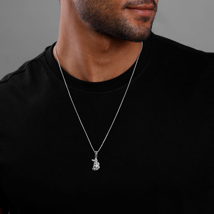 Silver Hanuman Pendant With Box Chain For Men – GIVA Jewellery – GIVA