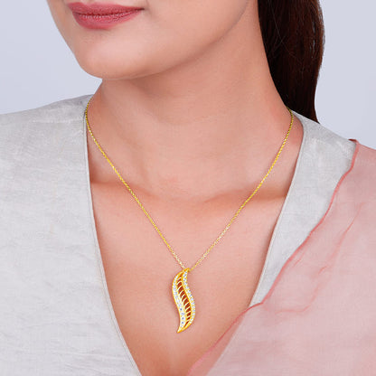 Golden Wavelet Pendant With Link Chain