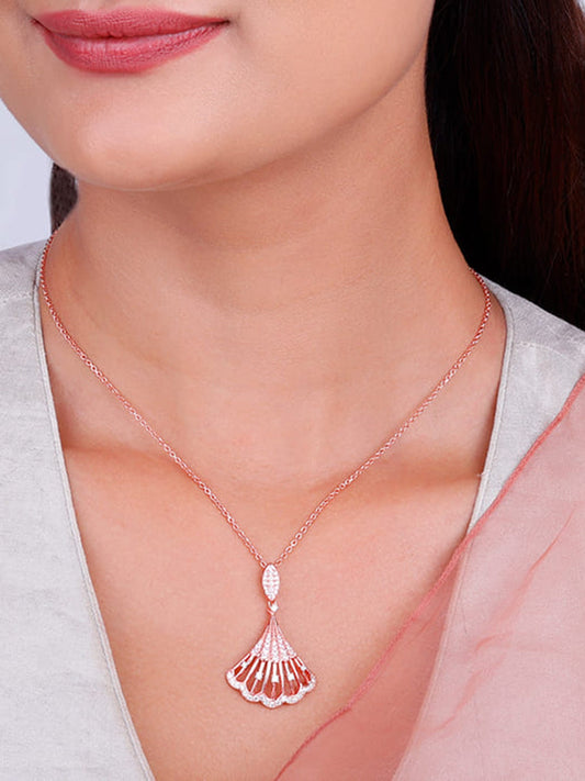 Rose Gold Seashell Pendant With Link Chain